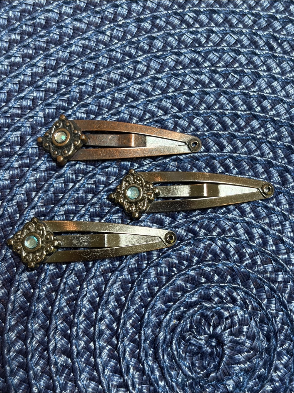 1920s Inspired Vintage Turquoise Floral Snap Hair Clips - Set of 3
